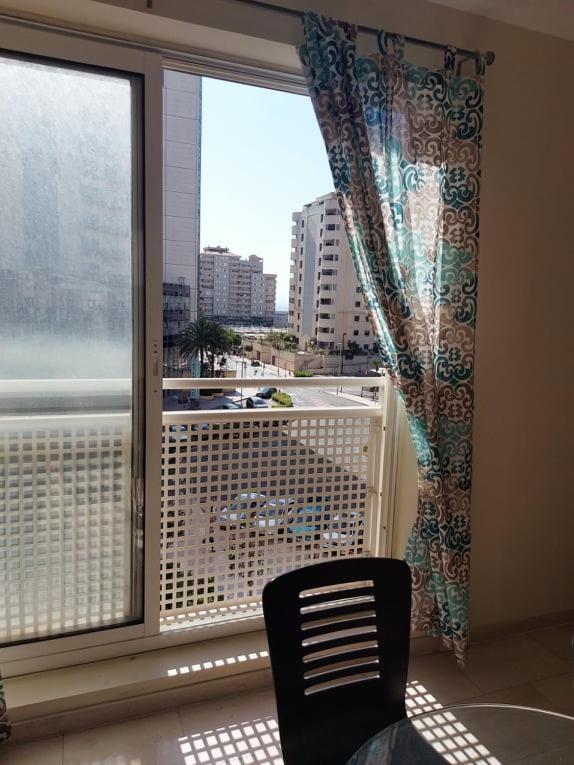 Central One Bed Apartment, Sleeps 4 With Roof Top Pool. Cebelitarık Dış mekan fotoğraf